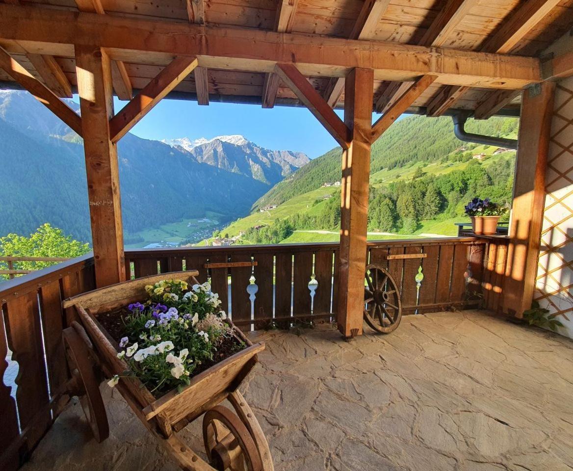 Wascherhof - Ferienwohnungen Oberhofer Martell Exteriör bild